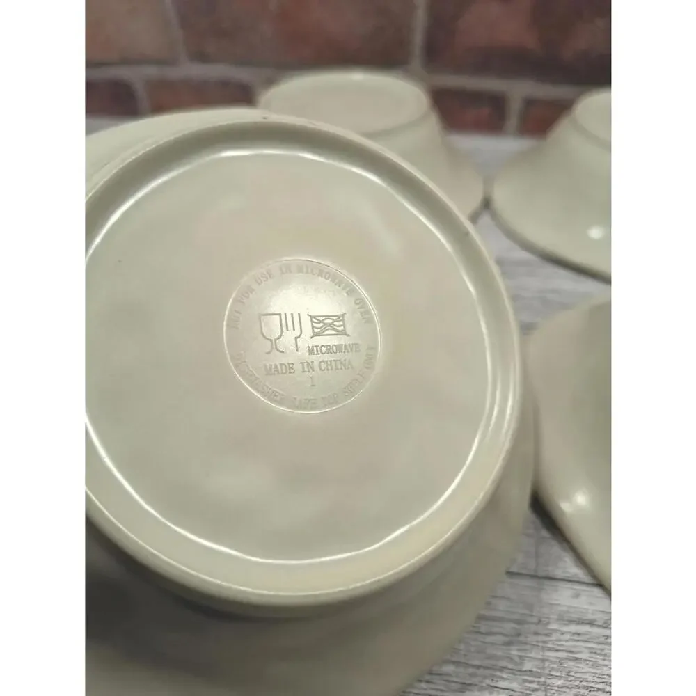 N/A medallion print